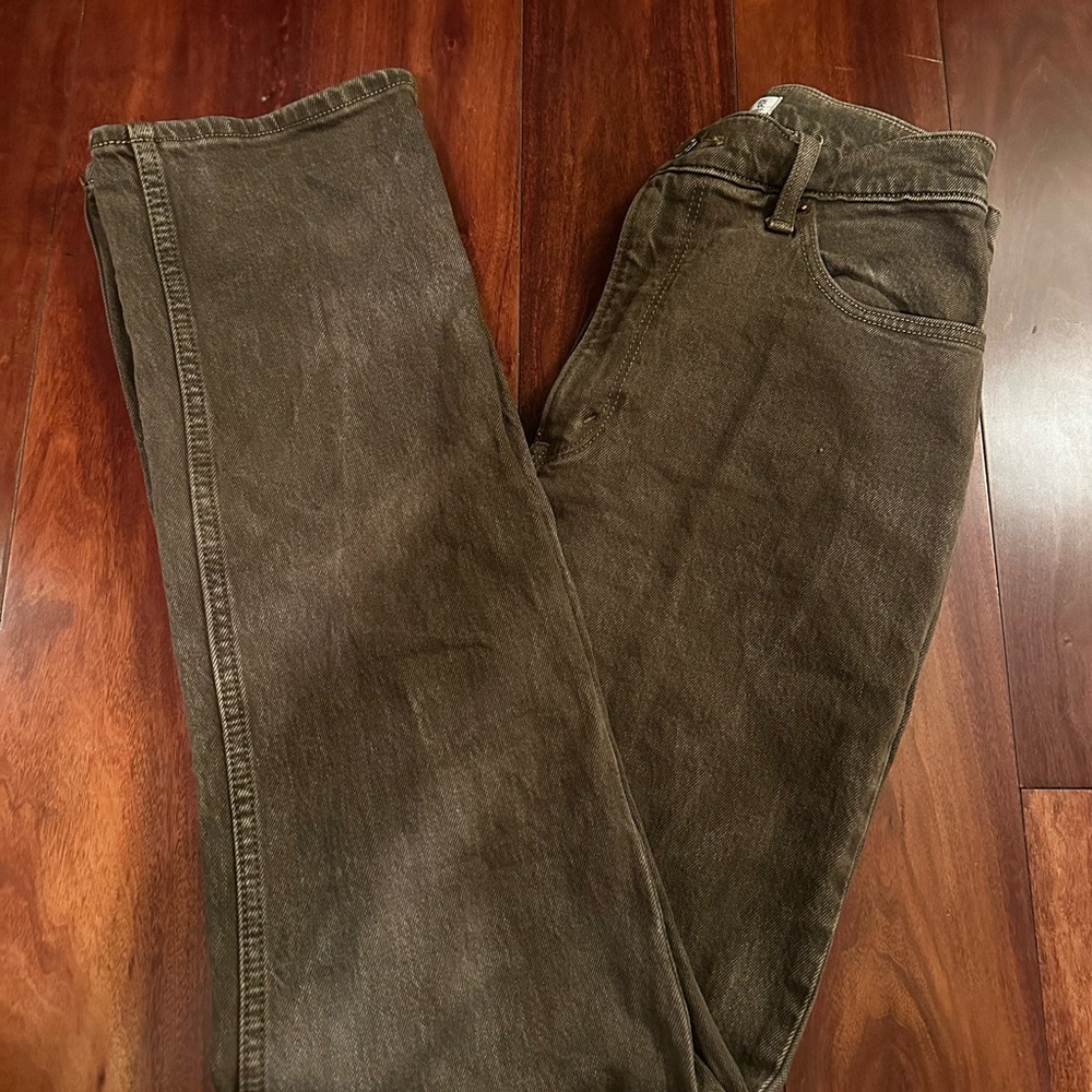 Brown Jeans with Classic Straight-Leg Cut